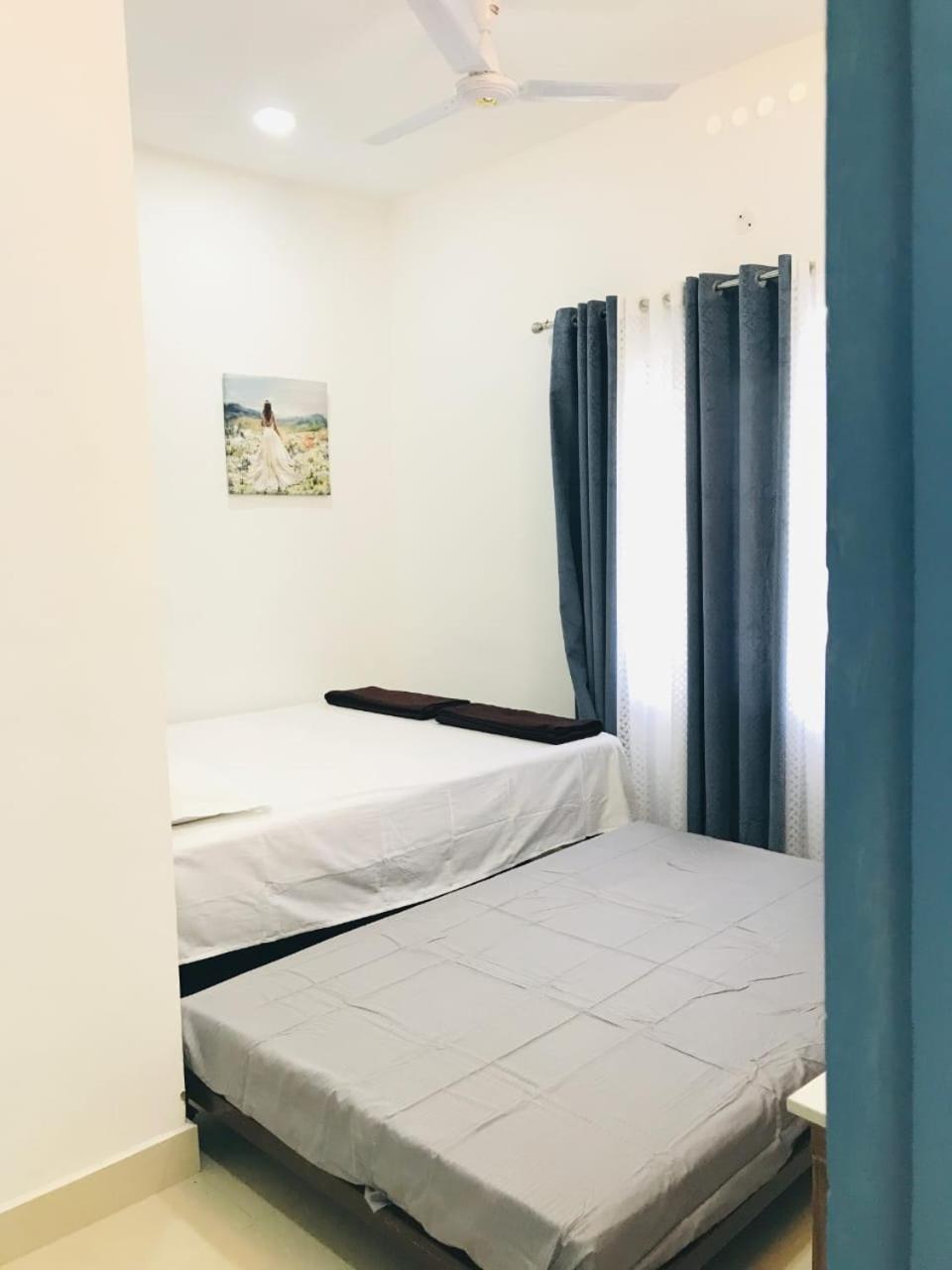 The Lobo'S Inn Pīrmed Екстериор снимка